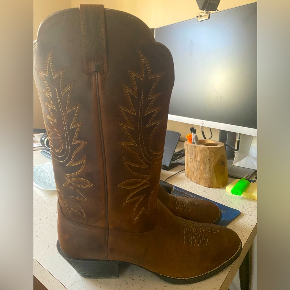 ARIAT WOMENS BOOTS SIZE 7